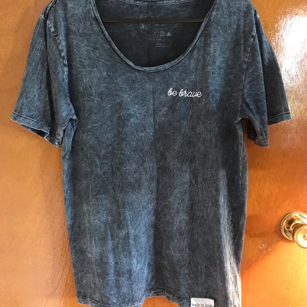 Walk in love t shirt